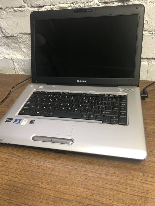Toshiba l450d-10z img 8998