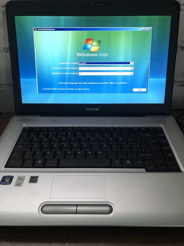 Toshiba l450d-10z pic2