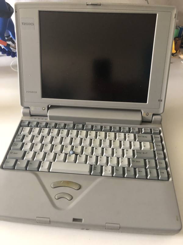 Toshiba t2100cs img 8976