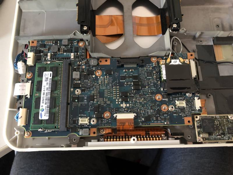 Toughbook-cf-h2 dissassembly 4